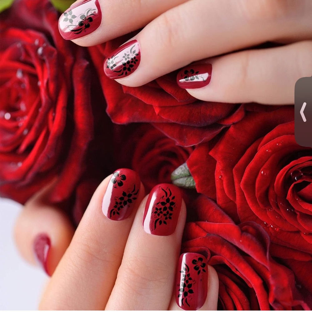 5 sheets of floral nail stickers - Picture 4 of 4